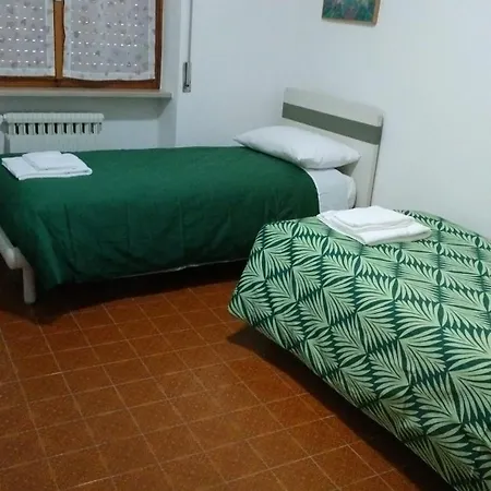 Bed & Breakfast Lupita 3*